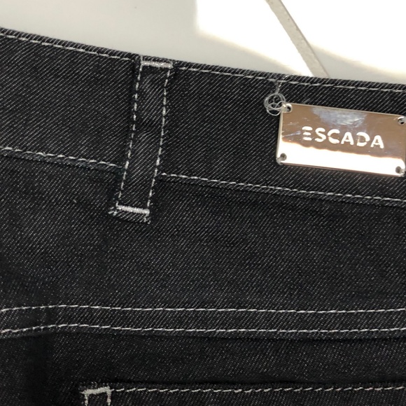 Escada Jeans 5-Pocket Flare Hem Black Wash Embroidery Pockets Size 40 - Picture 7 of 8